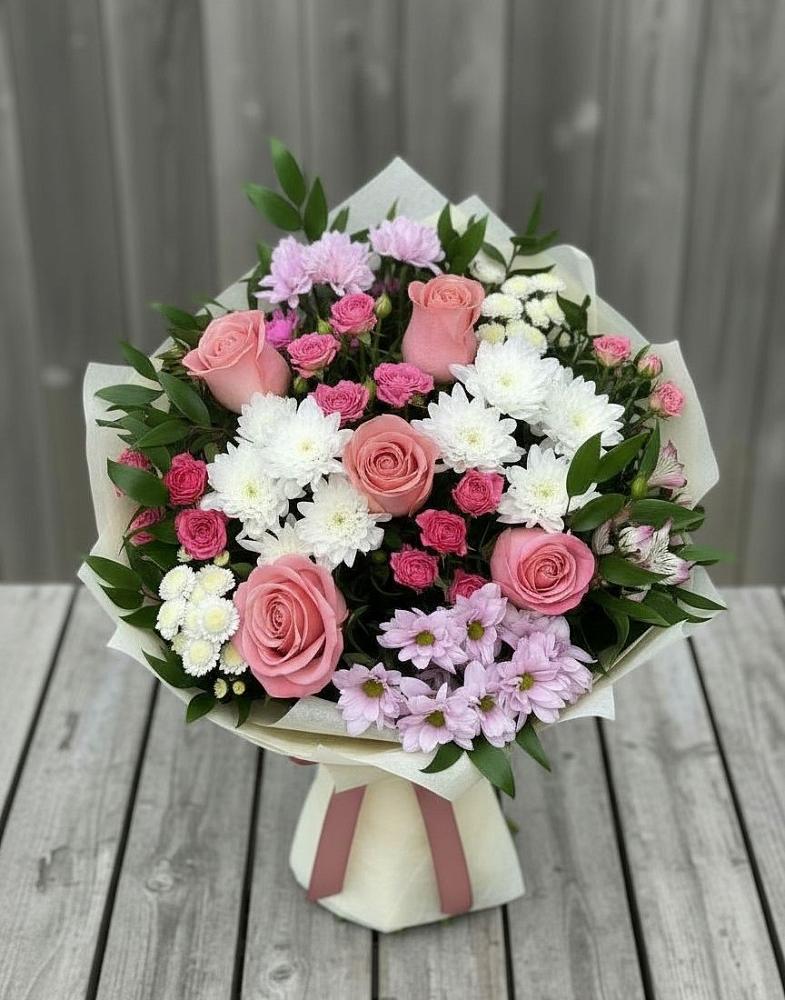 Букет цветов из: Альстромерии, Гвоздики, Розы и Хризантемы в Рославле