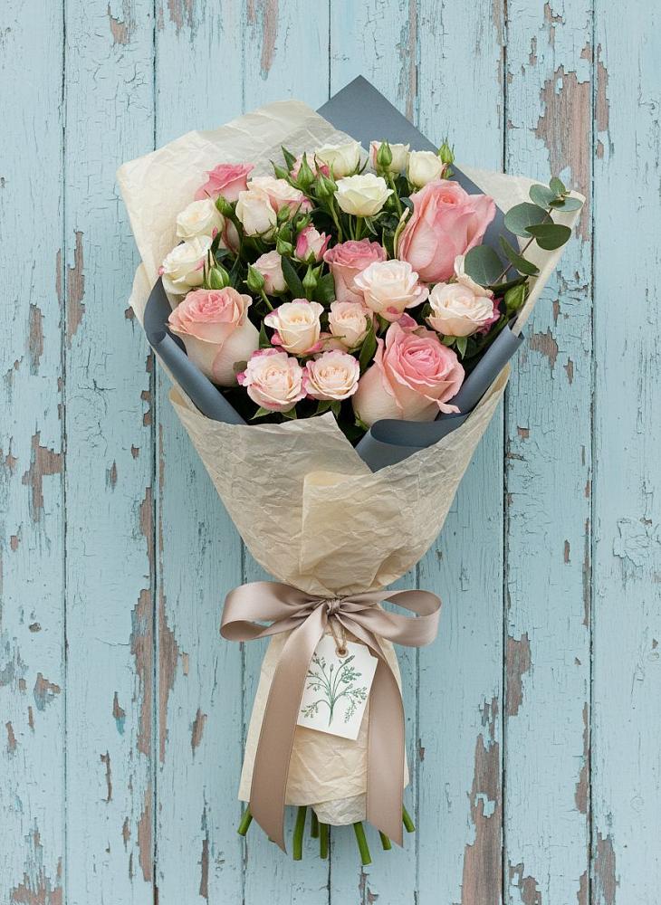 Букет цветов из: Розы в Рославле