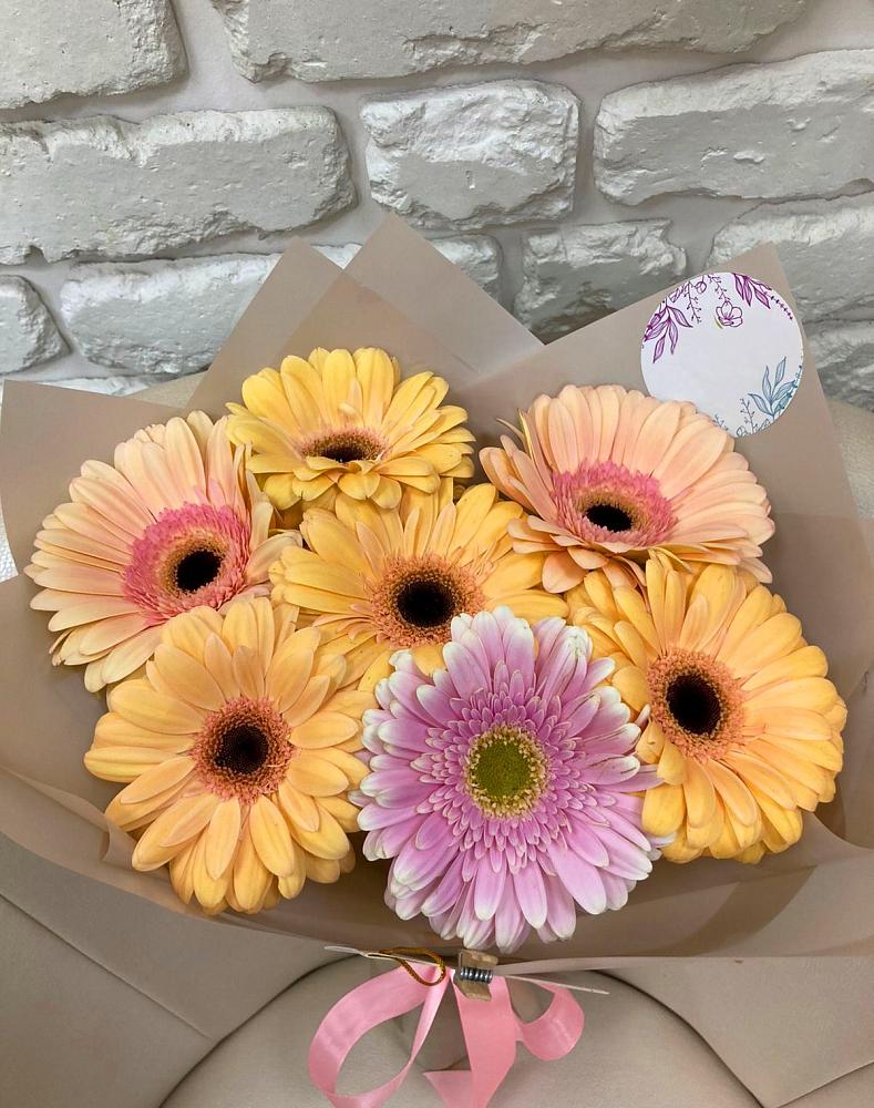 Букет цветов из: Герберы в Рославле
