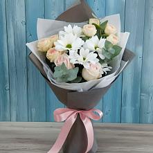 Букет цветов из:  Хризантемы и Розы в Рославле