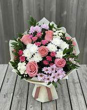 Букет цветов из:  Альстромерии, Гвоздики, Розы и Хризантемы в Рославле