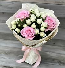 Букет цветов из:  Розы в Рославле