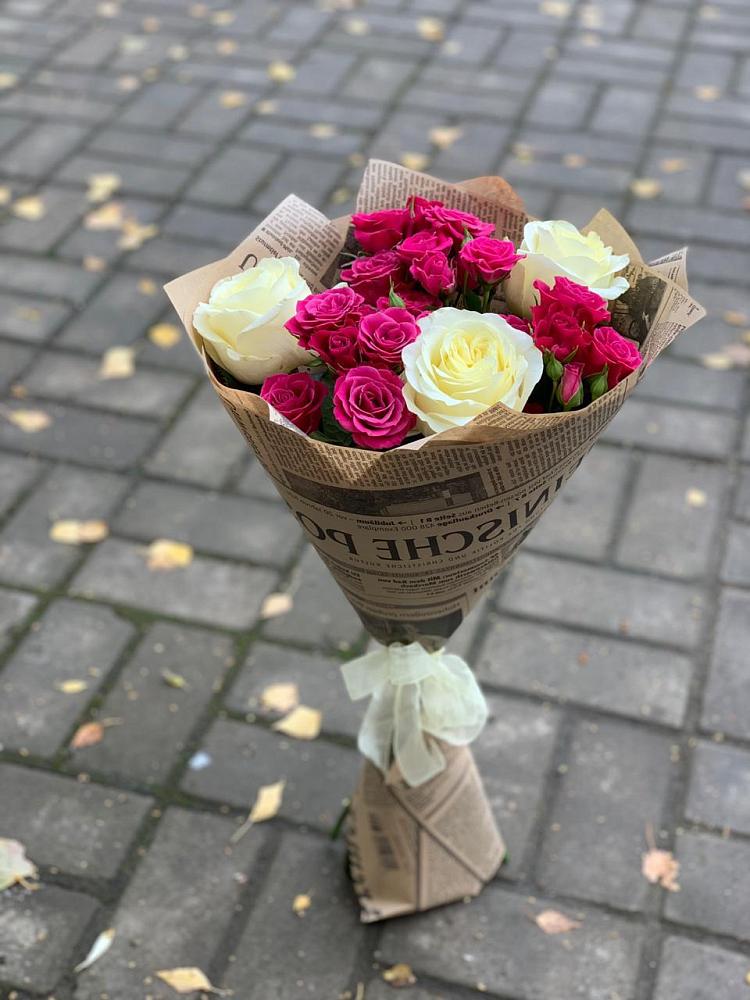 Букет цветов из: Розы в Рославле