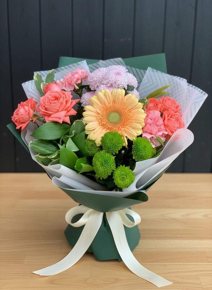 Букет цветов из: Гвоздики, Розы, Герберы и Хризантемы в Рославле