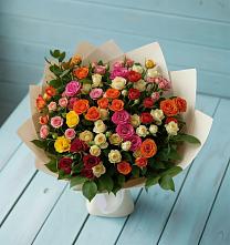 Букет Микс из разноцветных кустовых роз в Рославле