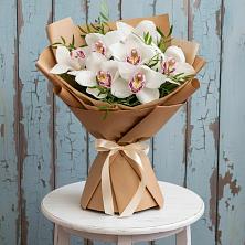 Букет цветов из:  Орхидеи и Розы в Рославле